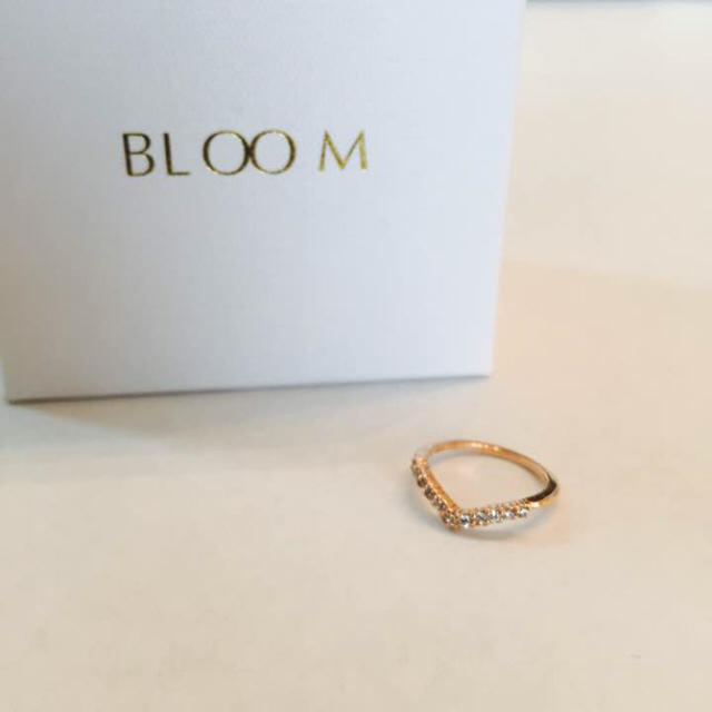 BLOOM - ピンクゴールド Vカーブ エタニティ ピンキーリングの通販 by