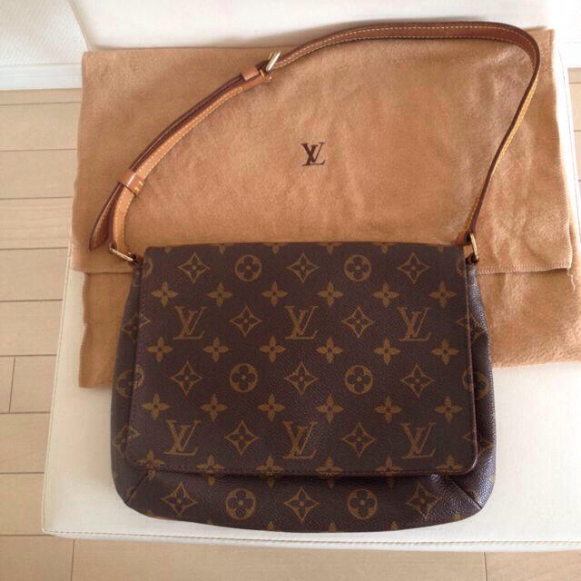 LOUIS VUITTON(ルイヴィトン)のLV ミュゼットタンゴ ショート レディースのバッグ(ショルダーバッグ)の商品写真