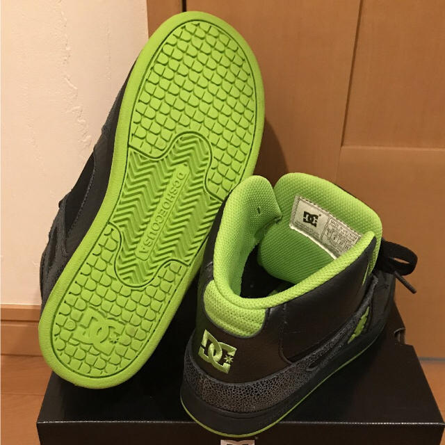 DC SHOE(ディーシーシュー)のDC ハイカット スニーカー 24cm 試着のみ レディースの靴/シューズ(スニーカー)の商品写真