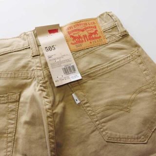 リーバイス(Levi's)の【新品タグ付】リーバイス メンズ チノパン コットンパンツ 505 ストレート(チノパン)