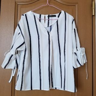 ゴージ(GORGE)の美品 GORGE ストライプトップス(カットソー(長袖/七分))