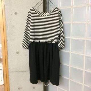 ドットアンドストライプスチャイルドウーマン(Dot&Stripes CHILDWOMAN)のスカラップボーダーワンピ(ひざ丈ワンピース)